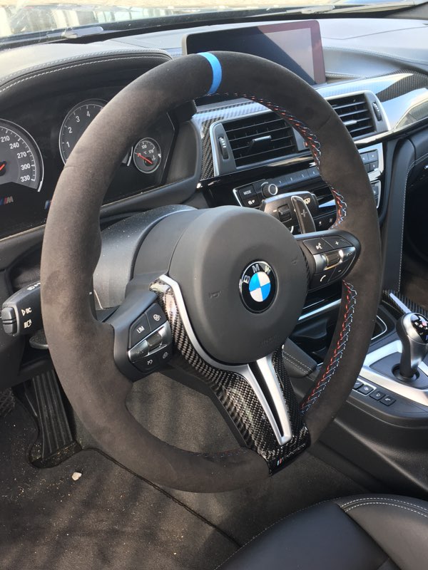 steeringwheel2.jpg